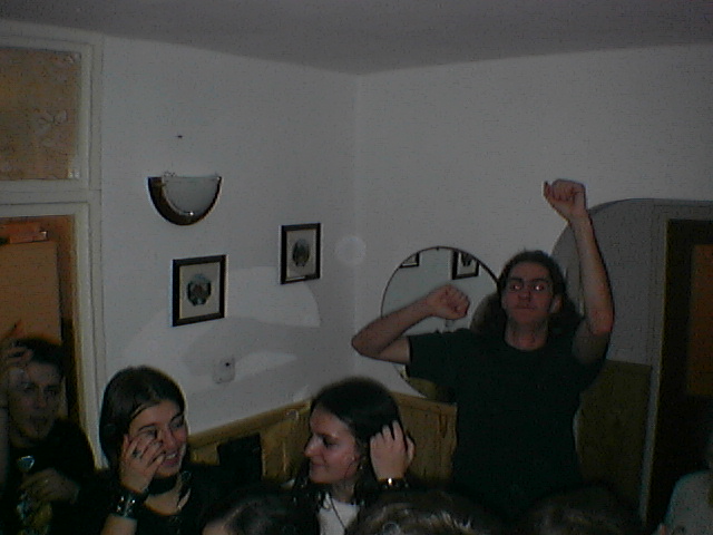 Image 19 of 61  -  99 kB