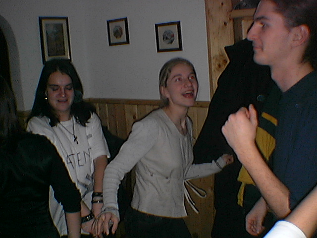 Image 26 of 61  -  121 kB